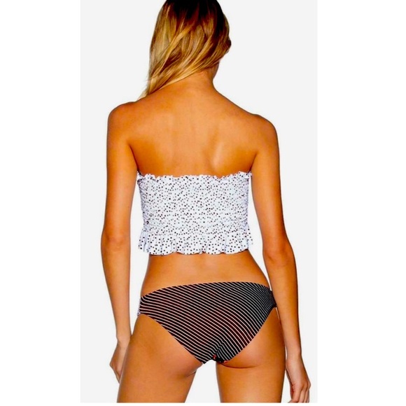 (BOTTOMS) Maaji Sandy Docks Reversible Bikini Bottoms. - Picture 4 of 11